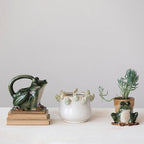 Creative Co-Op Decorative Stoneware Planter with Frog Figurine Rim, White and Green - Image 3