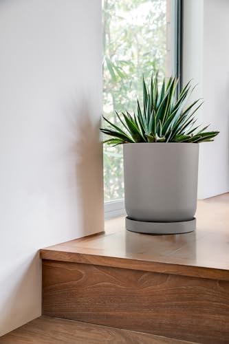 Veradek Mason Series Lima Planter & Drip Tray - Large Round Outdoor Planter - Image 6