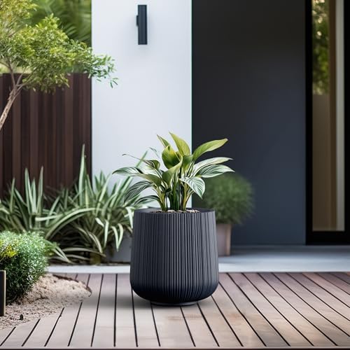 Kante Small Round Curved Charcoal Concrete Planter 13" Dia, Outdoor - Image 6