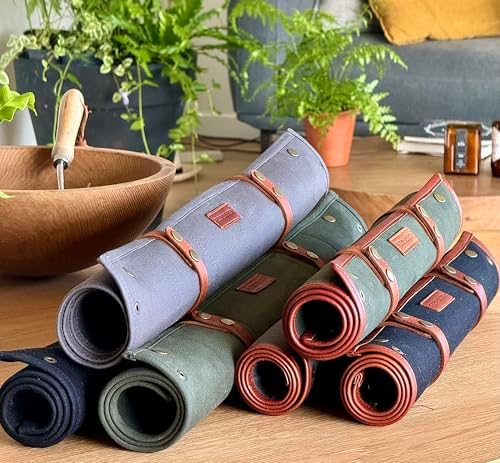 Plant Repotting Mat for Indoor Garden, Thickened Canvas Plant Transplanting Mat Waterproof, Portable and Foldable Gardening Mat for Potting Soil Mess Control, Brass Corner Snaps (Green, 20 x 30) - Image 4