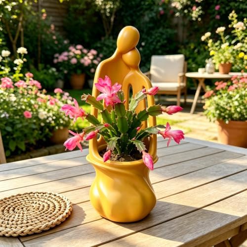 Abstract Couple Resin Succulent Planter Vase-Modern Art Embracing Couple Sculpture Decorative Flower Pot for Indoor Plants,Home Decor,Romantic Gift for Couples,Minimalist Hollow Out Sculpture by Unknown