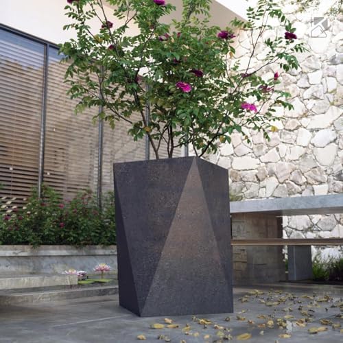 Kalif 'Rhea' 9 Inch Indoor/Outdoor Fiberstone Geometric Planter - Creme - Image 3